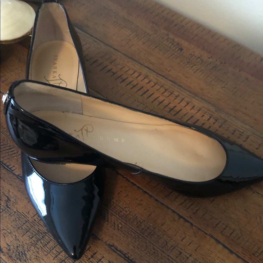 Pointed Toe Black Work Flats